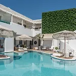 Virtu Hotell Agios Prokopios (Naxos)