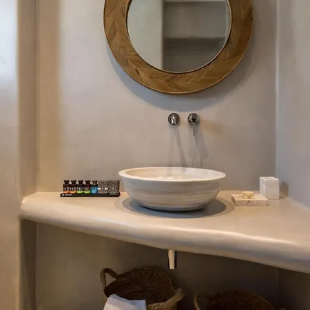 Virtu Hotel Agios Prokopios (Naxos)